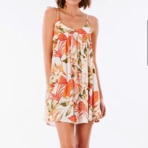 NWOT Rip Curl North Shore Beach Dress size XS